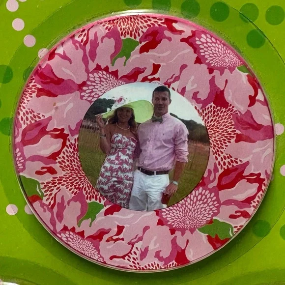 Lilly Pulitzer Photo Ornament Set NEW - Picture 4 of 5